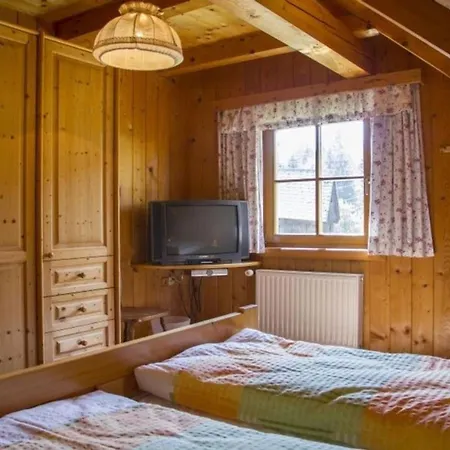 Semesterbostad Kotmarhuette Mauterndorf (Carinthia)